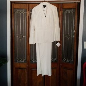 Eggshell colored paint suit